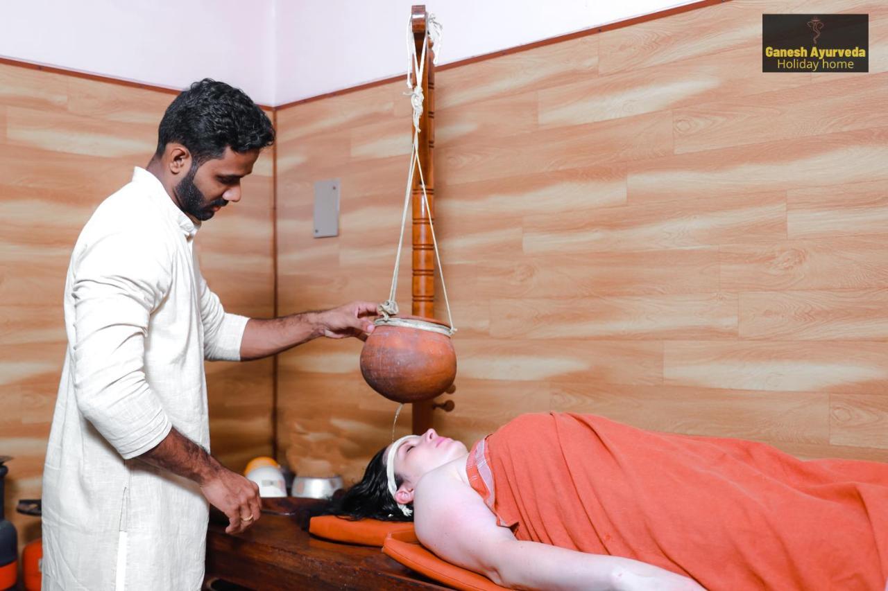 Ganesh Ayurveda Holiday Home Bed And Breakfast Kovalam Dış mekan fotoğraf