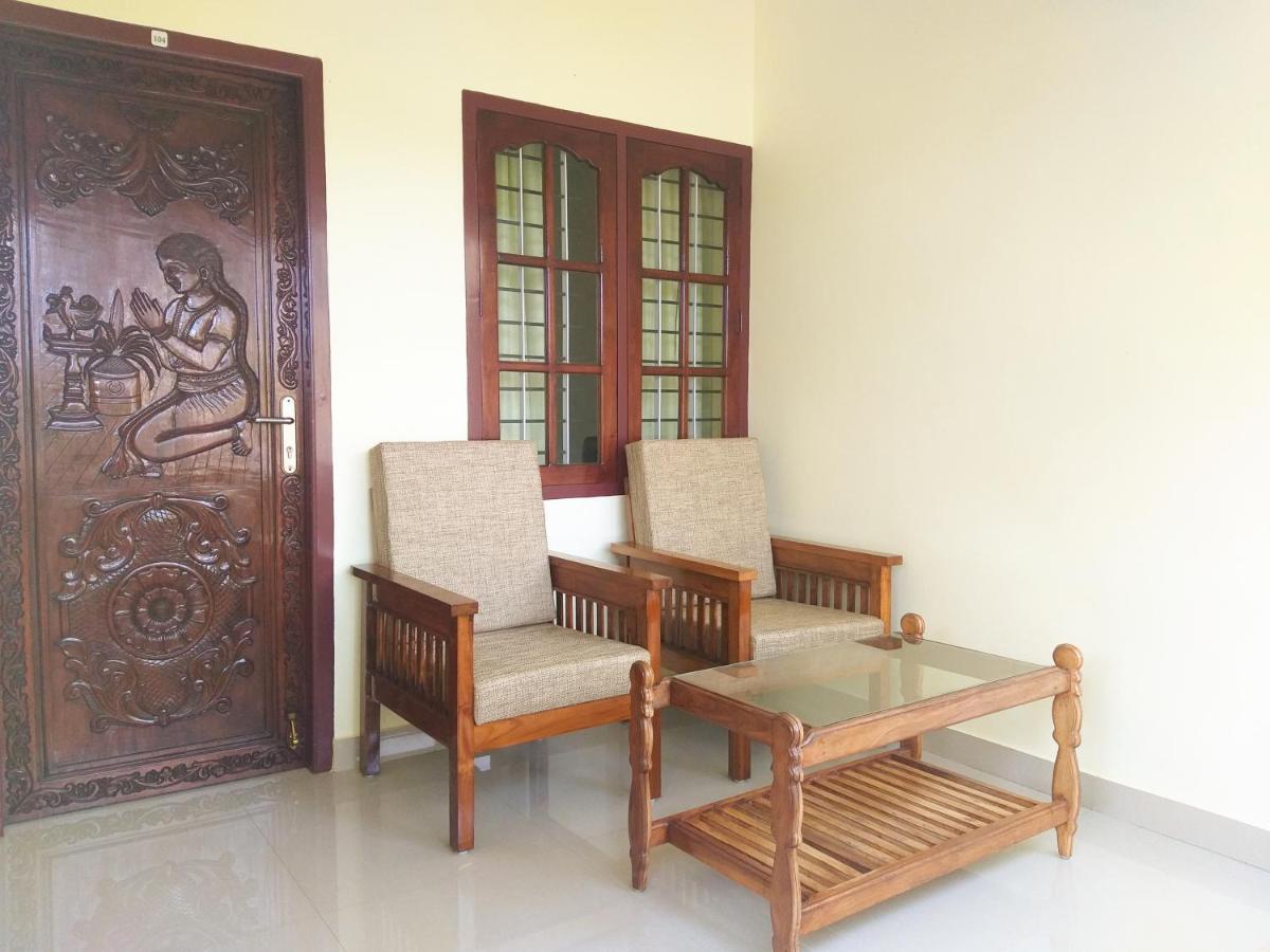 Ganesh Ayurveda Holiday Home Bed And Breakfast Kovalam Dış mekan fotoğraf